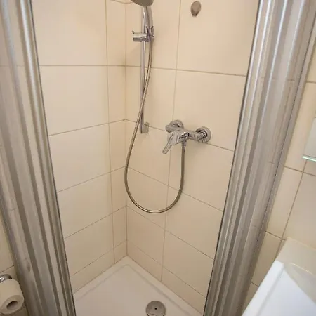 شقة Cozy Tyrolean Old Town *