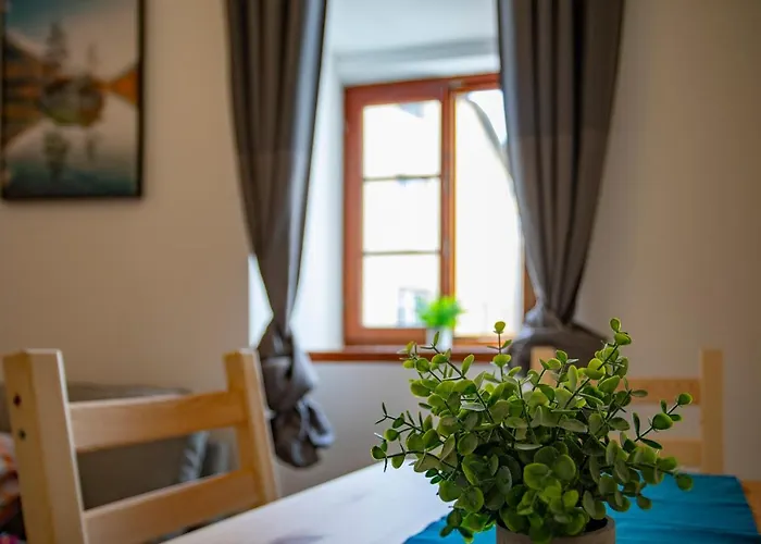 Cozy Tyrolean Old Town *