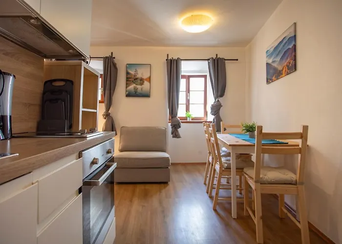 Apartment Cozy Tyrolean Old Town *